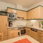 Kristall Apartahotel 4*
